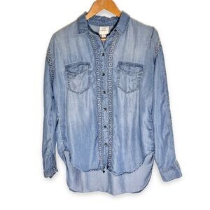 Knox Rose Denim Button-Up Shirt Eyelet Embroidery Lace Boho Western Feminine